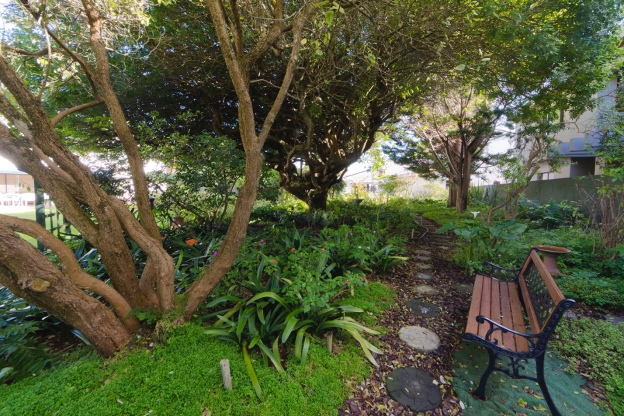 4 Bedroom Property for Sale in Leisure Isle Western Cape